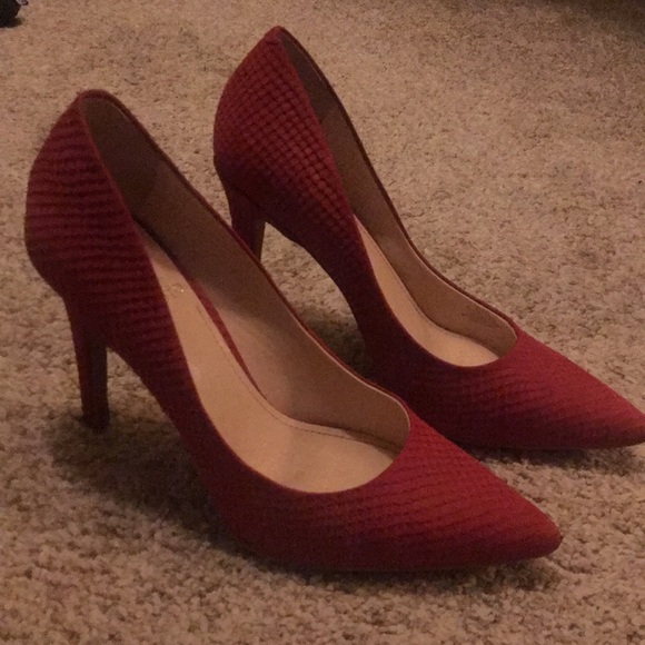 Vince Camuto Red Suede Heels! - Picture 2 of 7